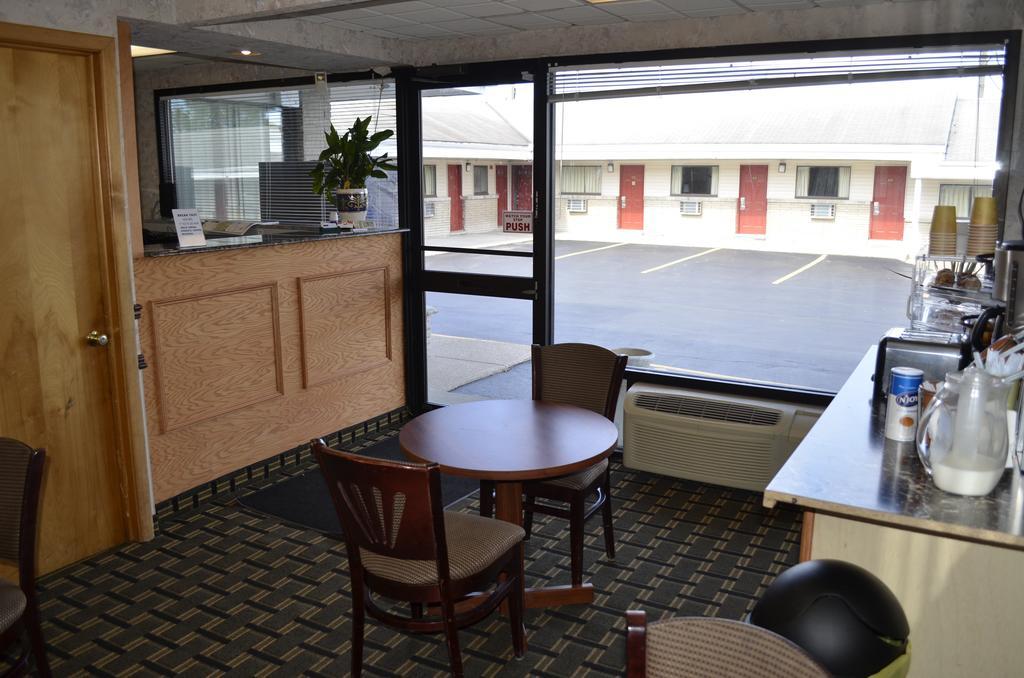 Budget Inn Williamsville Esterno foto