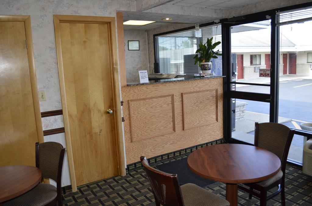 Budget Inn Williamsville Esterno foto