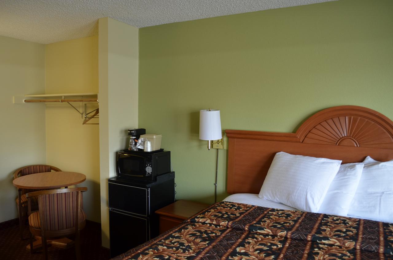 Budget Inn Williamsville Esterno foto