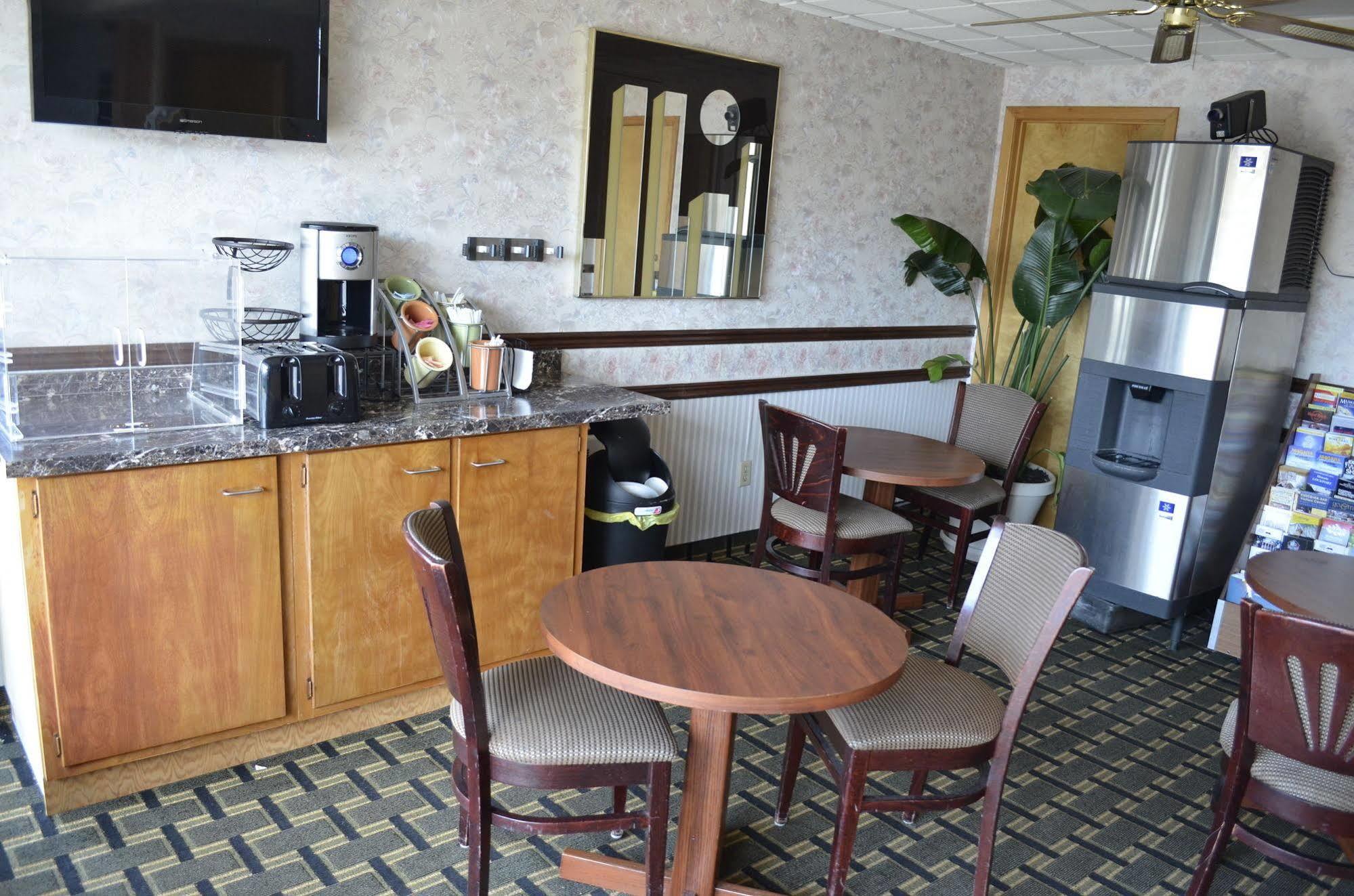Budget Inn Williamsville Esterno foto